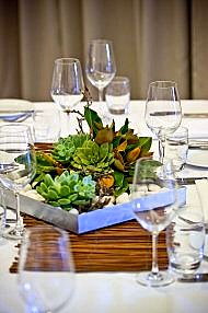 3 Nippers - wedding table setting