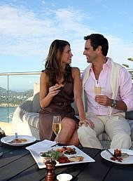 Jonah's - couple