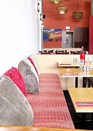 Red Salmon - lounge